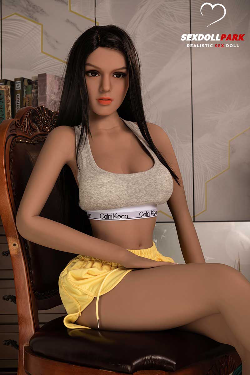 Love Doll，There are many options, but the most crucial one is affordable. Getting a decent TPEdoll at a very affordable price is your best choice.